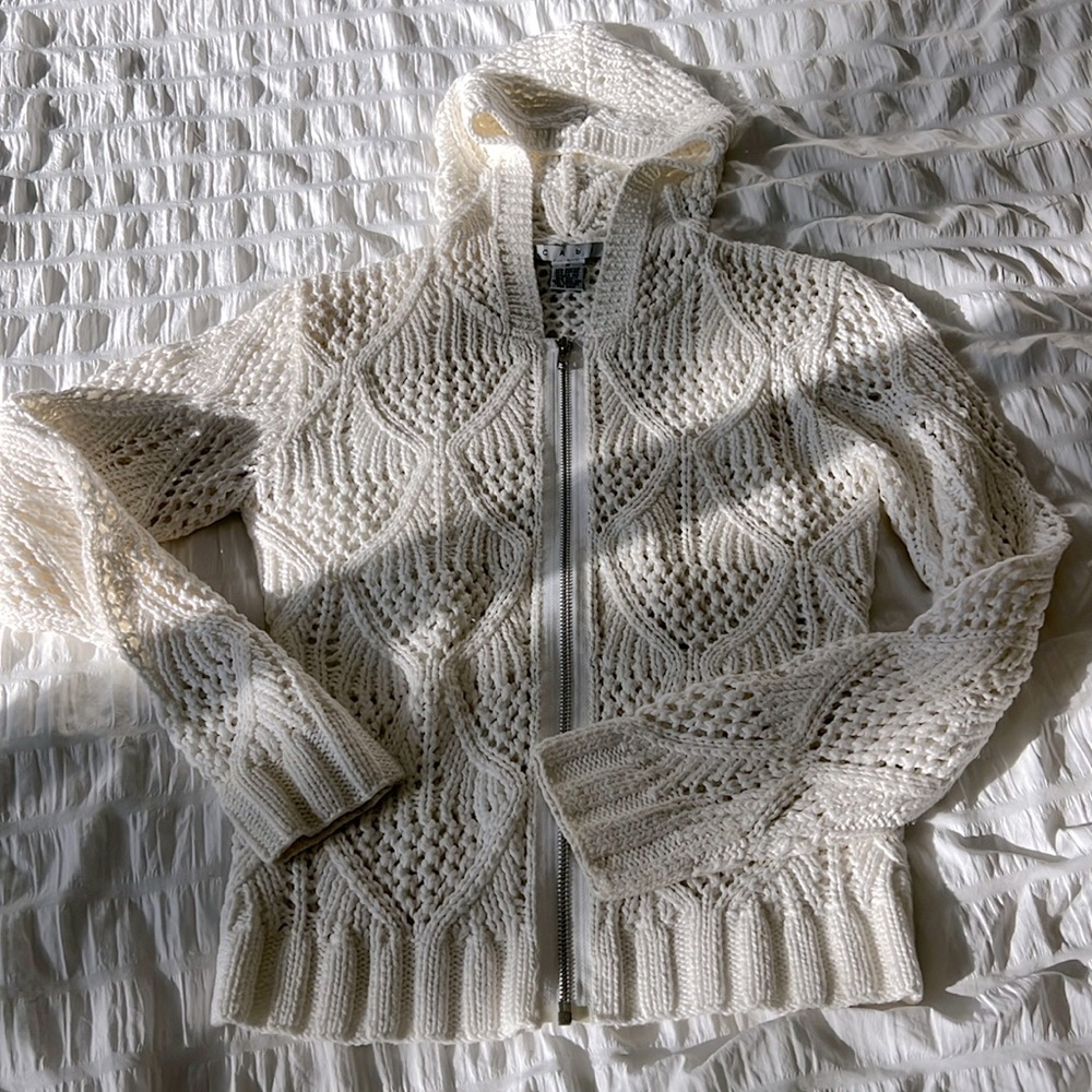 Crochet sweater hooded zip up off white size M